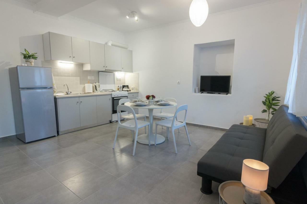 Infinity Apartment Leonídion Dış mekan fotoğraf